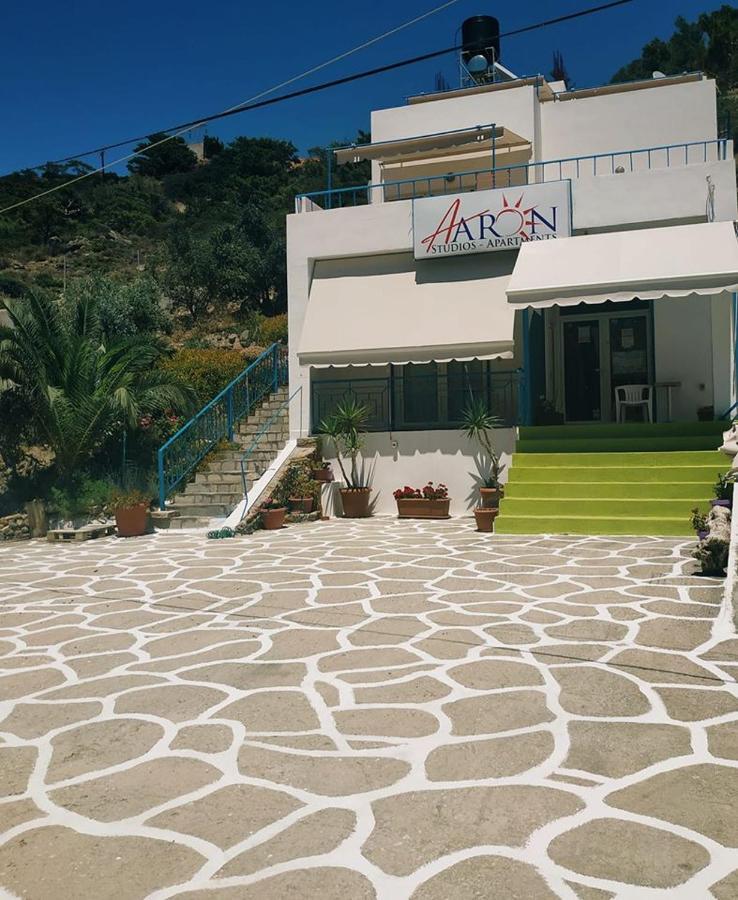 Aaron Studios Apartments Agia Fotia  Dış mekan fotoğraf