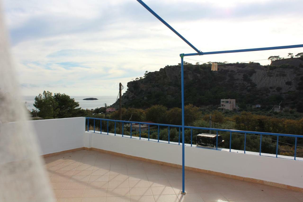 Aaron Studios Apartments Agia Fotia  Dış mekan fotoğraf